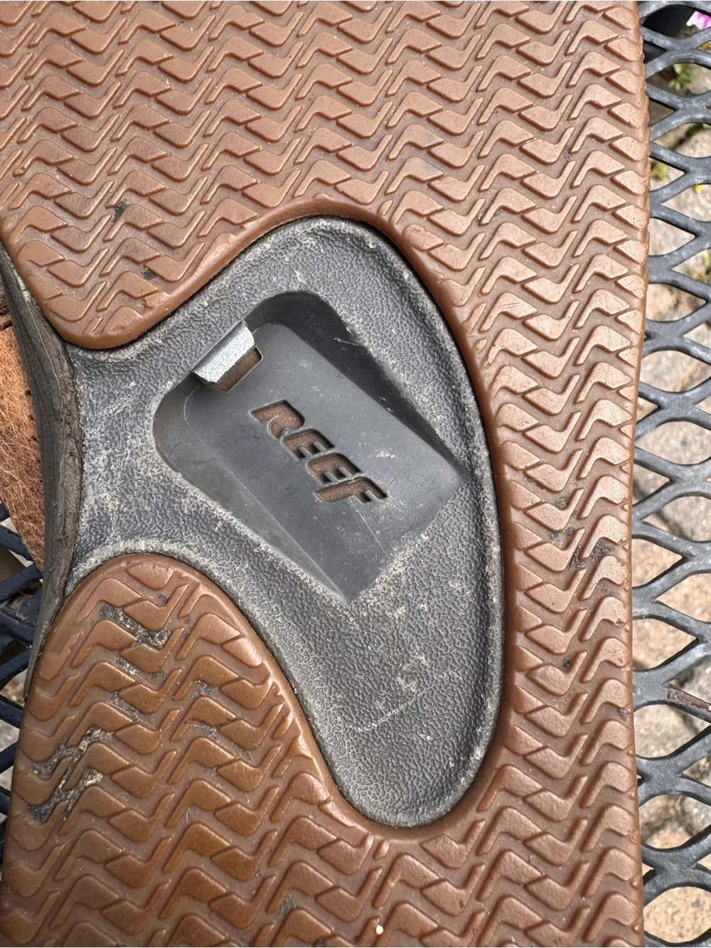 Reef Men’s Brown Leather Flip Flop Sandals Size 14